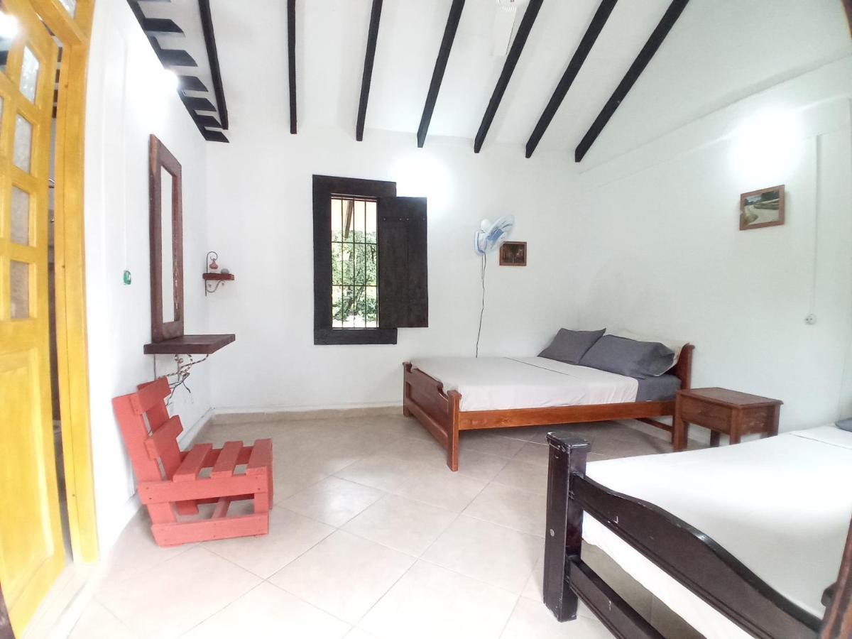 Hostal Portal Del Sol Capurgana Ngoại thất bức ảnh