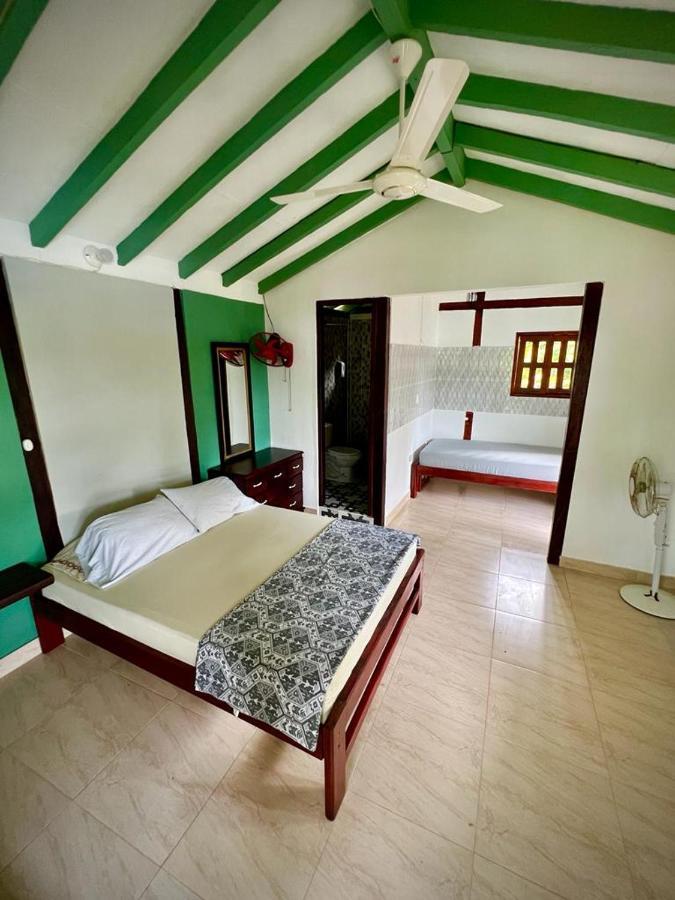 Hostal Portal Del Sol Capurgana Ngoại thất bức ảnh